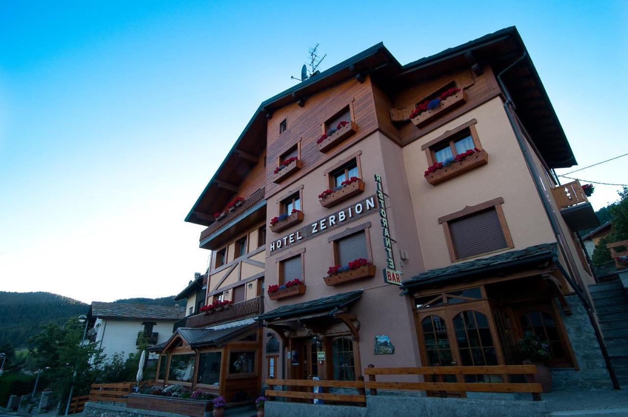Hotel Zerbion Torgnon Εξωτερικό φωτογραφία